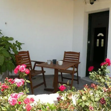 Myrto Apartment